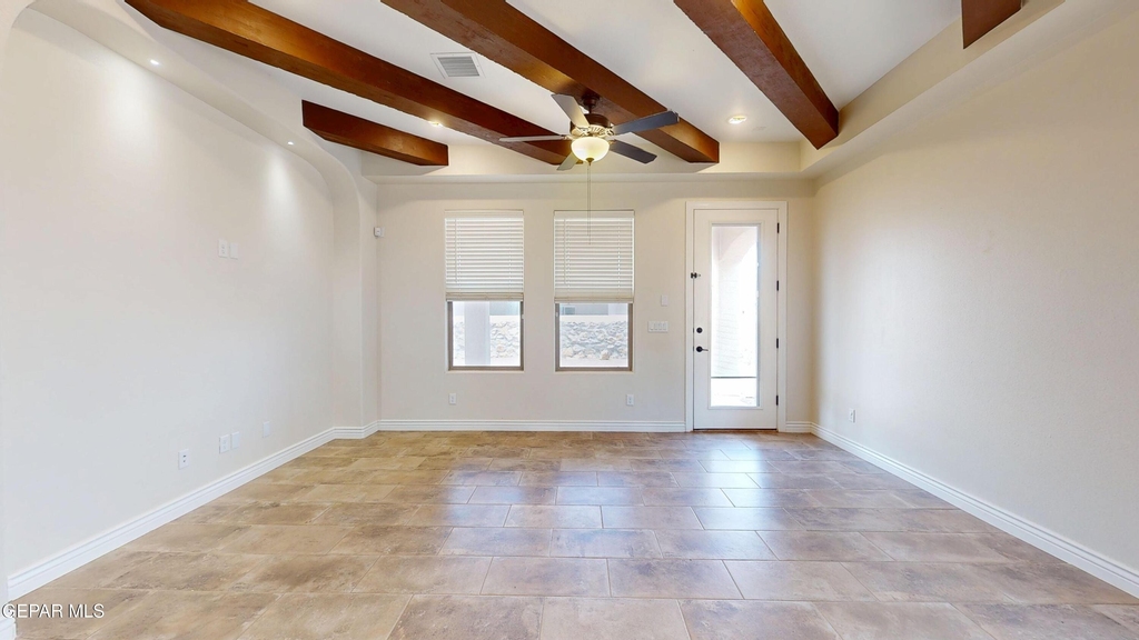 14741 Tierra Harbor Avenue - Photo 10