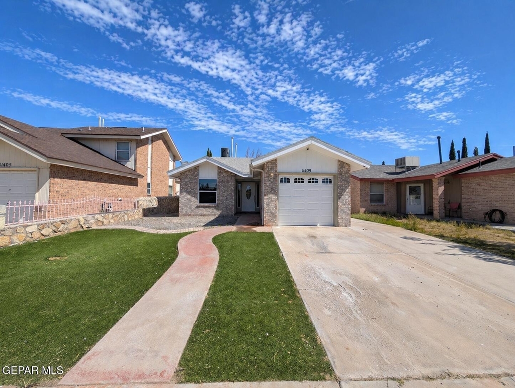 11409 Chickasaw Drive - Photo 0