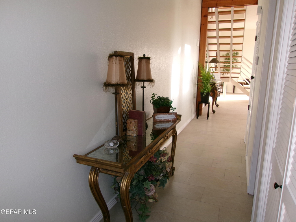 294 Vaquero Lane - Photo 3