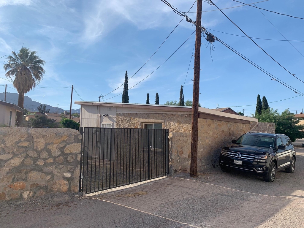 3828 Altura Avenue - Photo 24