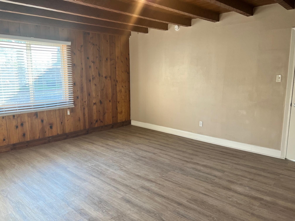 3828 Altura Avenue - Photo 11