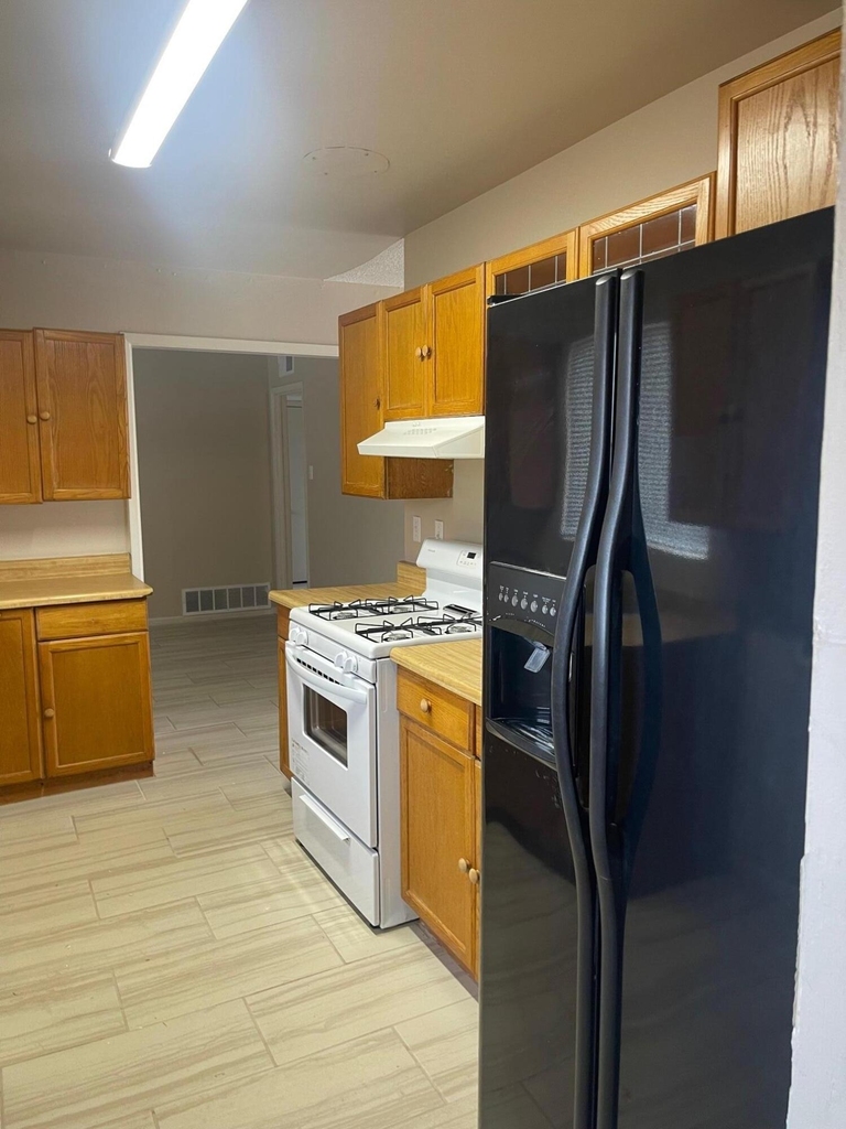 10344 Redwood Street - Photo 4