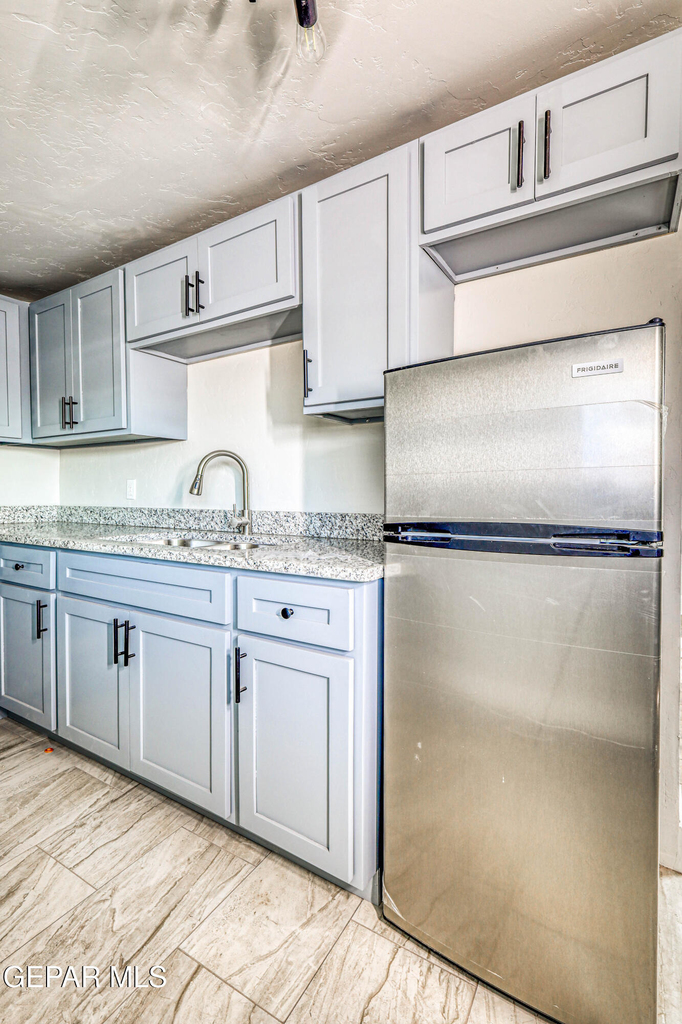3622 Douglas Avenue - Photo 8