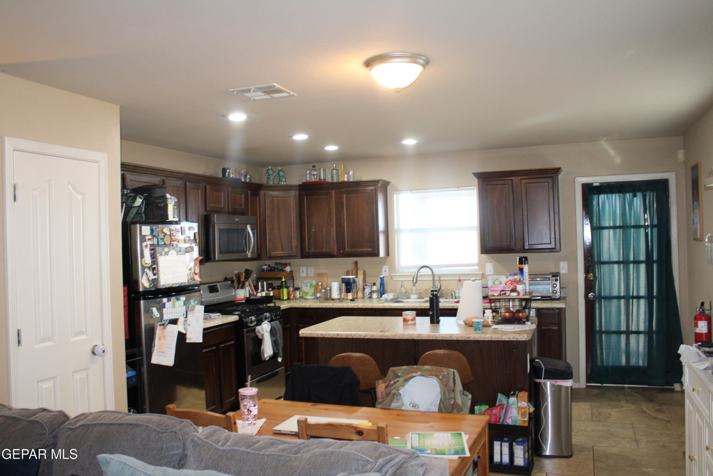 12928 Hueco Pit Drive - Photo 3