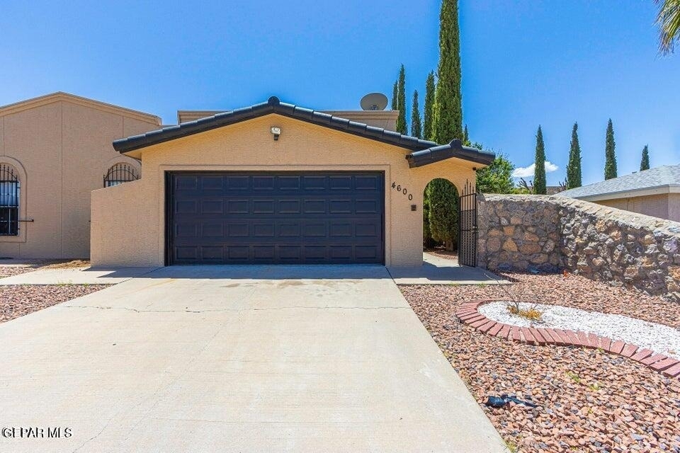 4600 Leeds Avenue - Photo 2