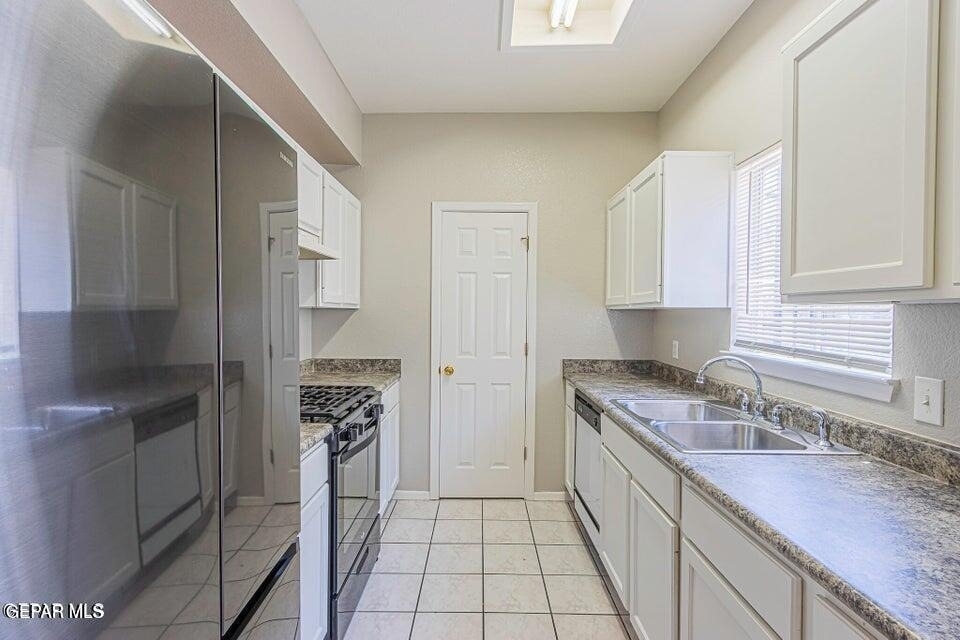 4600 Leeds Avenue - Photo 11