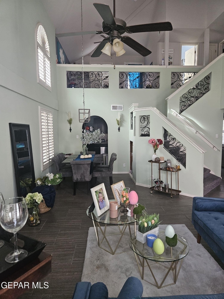 12661 Paseo Rosannie Avenue - Photo 3