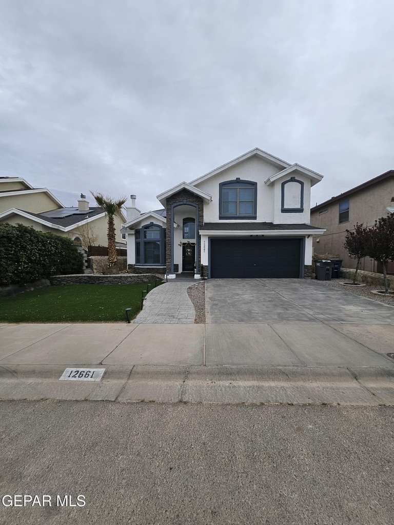 12661 Paseo Rosannie Avenue - Photo 0