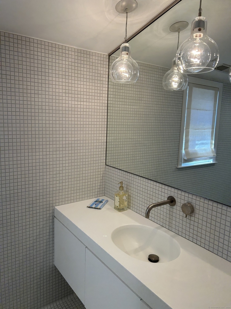 14 Cross Highway - Photo 3