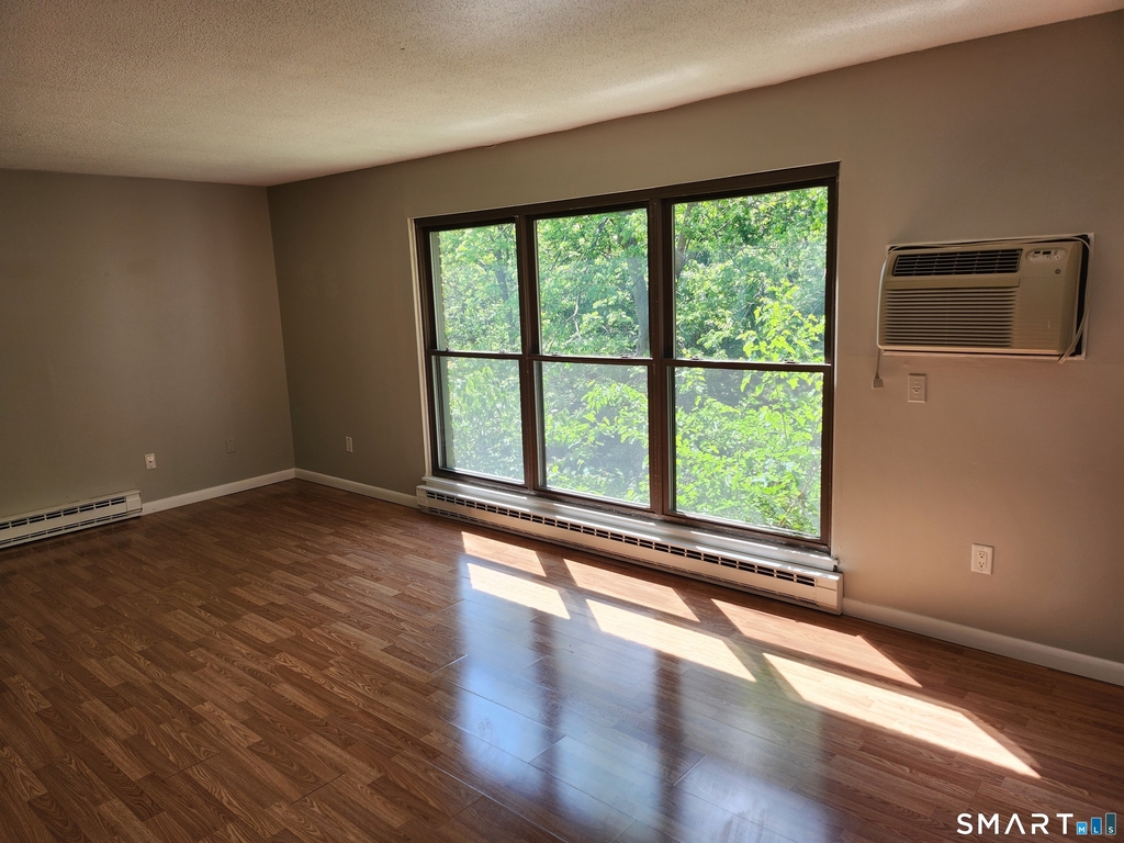 96 Wellington Drive - Photo 5