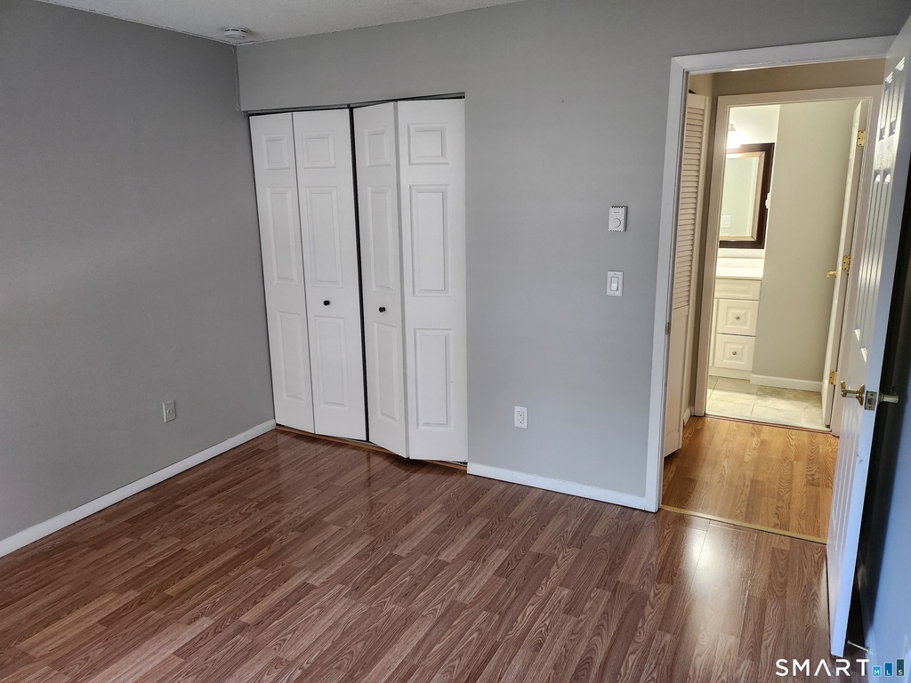 96 Wellington Drive - Photo 10