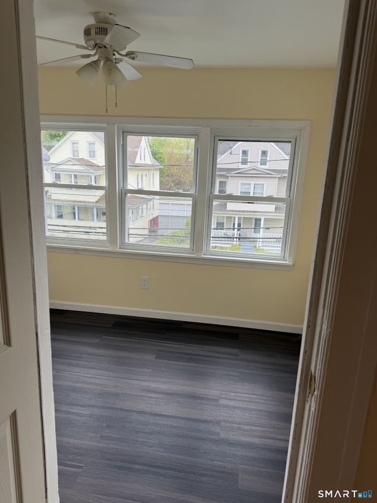452 Hillside Avenue - Photo 11