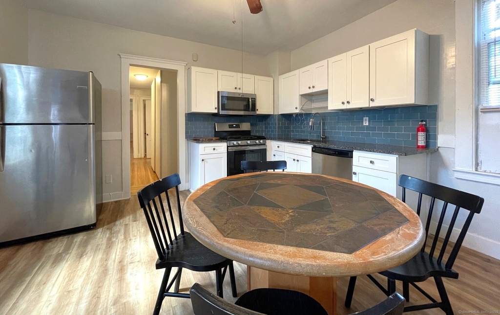 48 Lyon Street - Photo 3