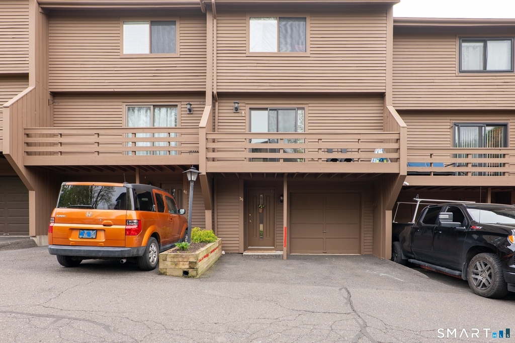 157 Shelter Rock Road - Photo 0