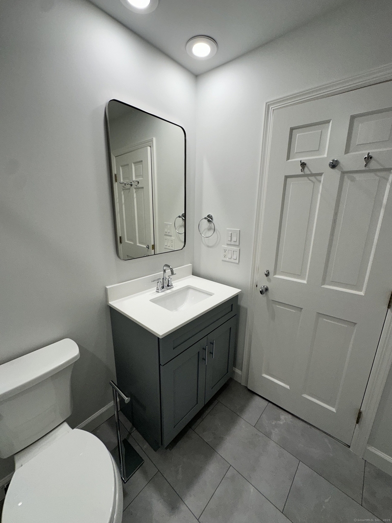 11 Pond Lane - Photo 5