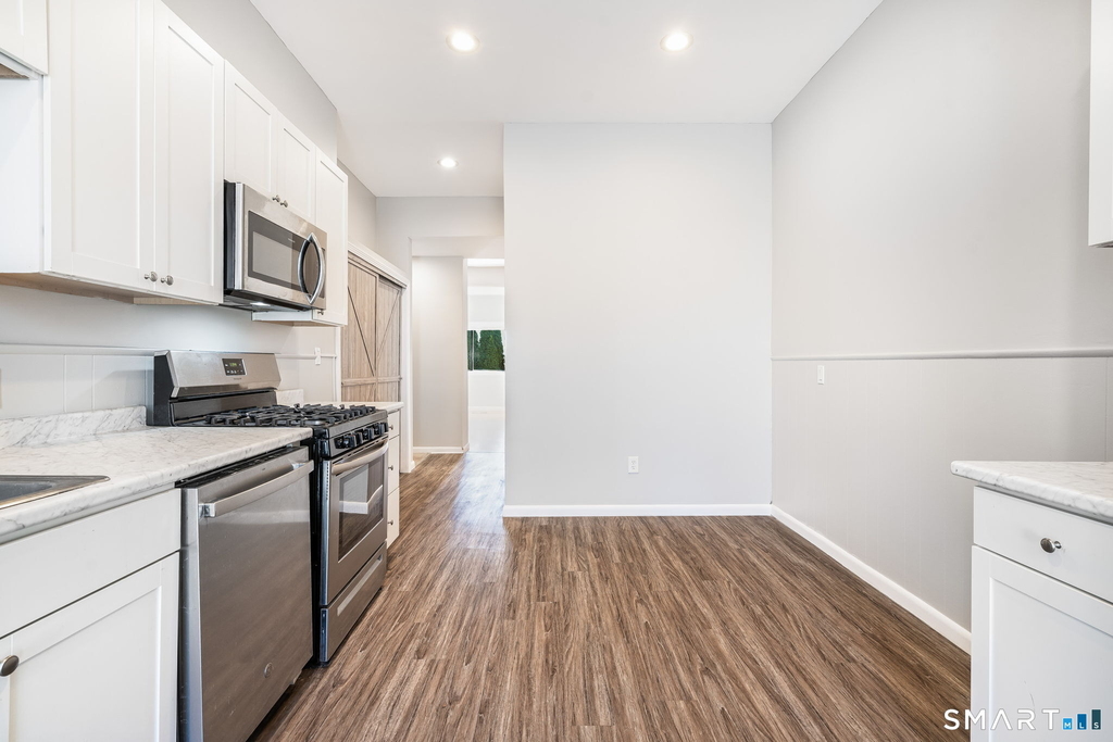 300-302 Soundview Avenue - Photo 10