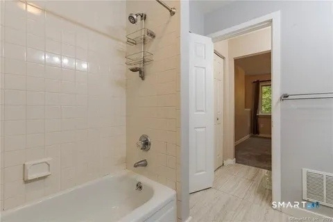 101 Farmington Chase Crescent - Photo 16
