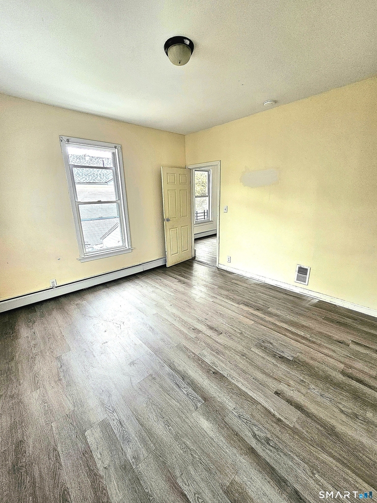 141 Crown Street - Photo 4