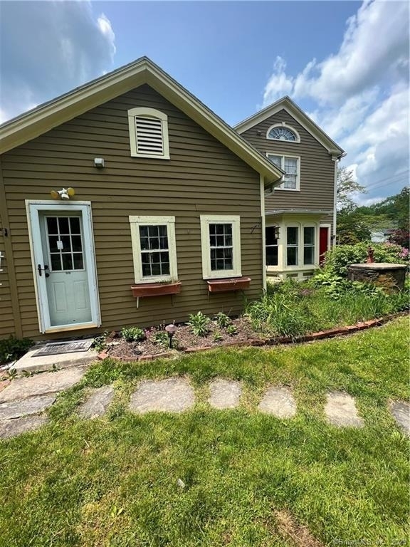 37 Dodgingtown Road - Photo 1