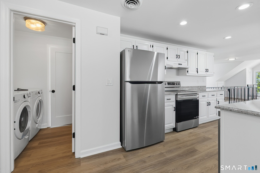 426 Main Street - Photo 4
