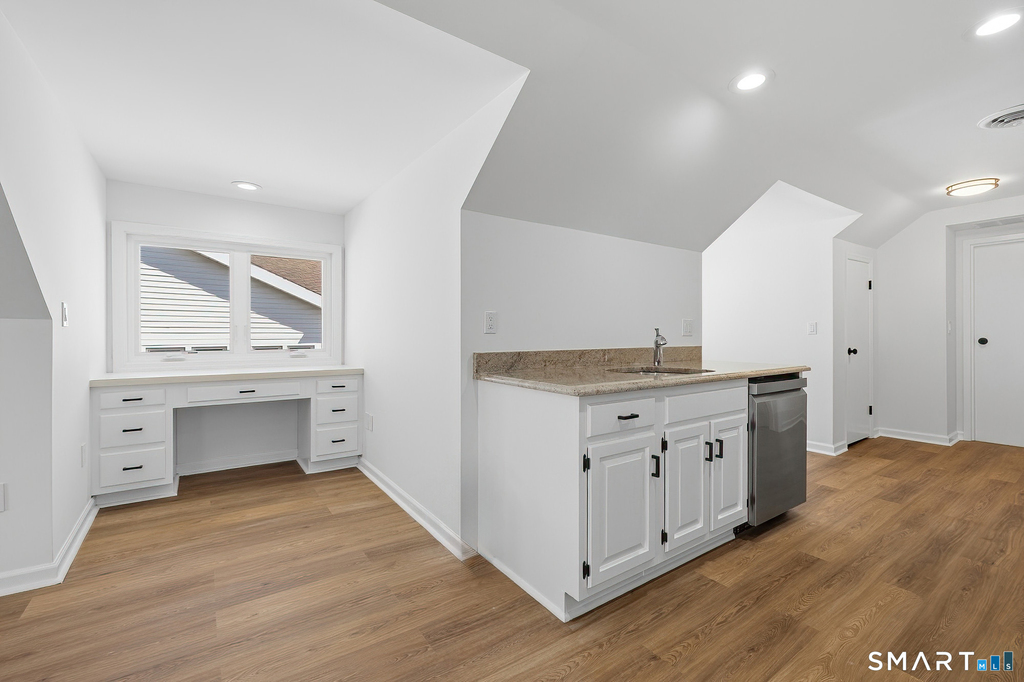 426 Main Street - Photo 6