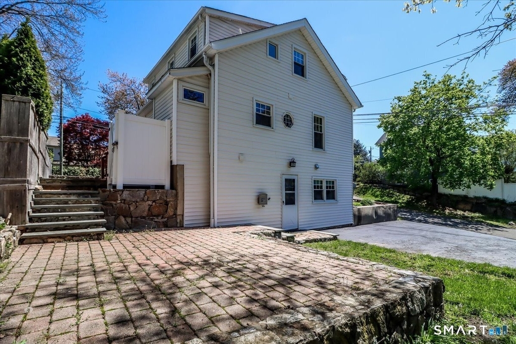 25 Maplewood Avenue - Photo 30
