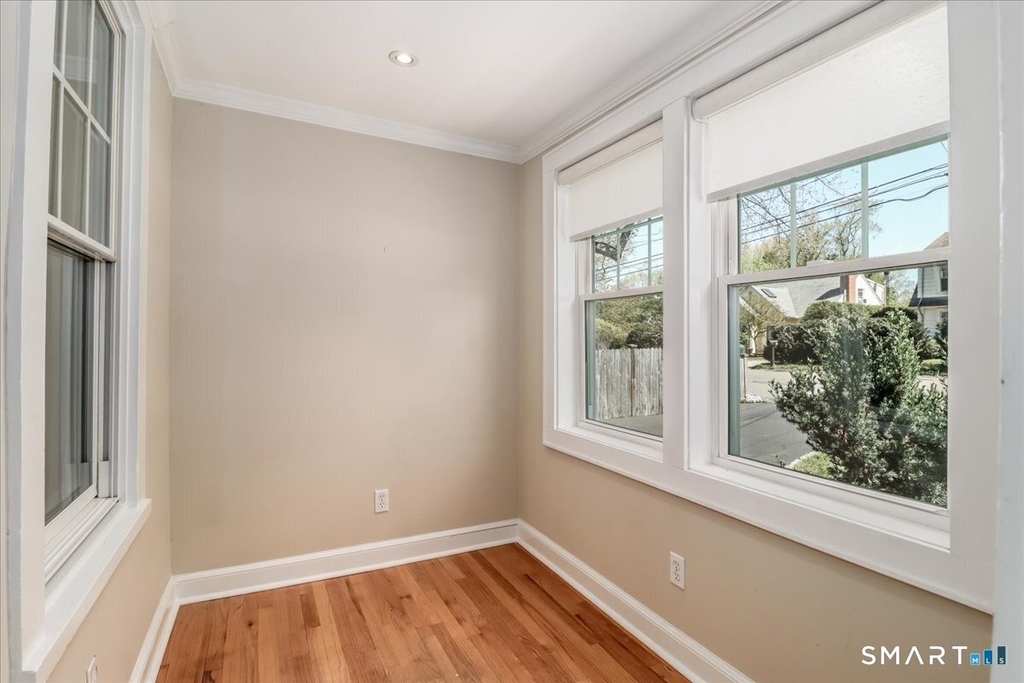25 Maplewood Avenue - Photo 17