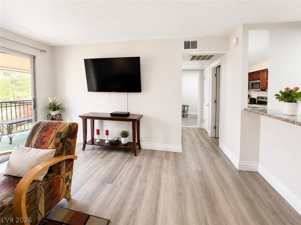 5026 River Glen Drive - Photo 3