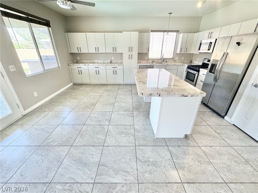 1092 Whispering Birch Avenue - Photo 2