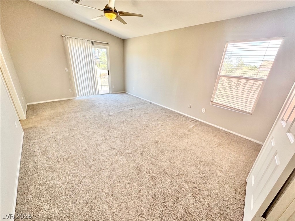 1092 Whispering Birch Avenue - Photo 5