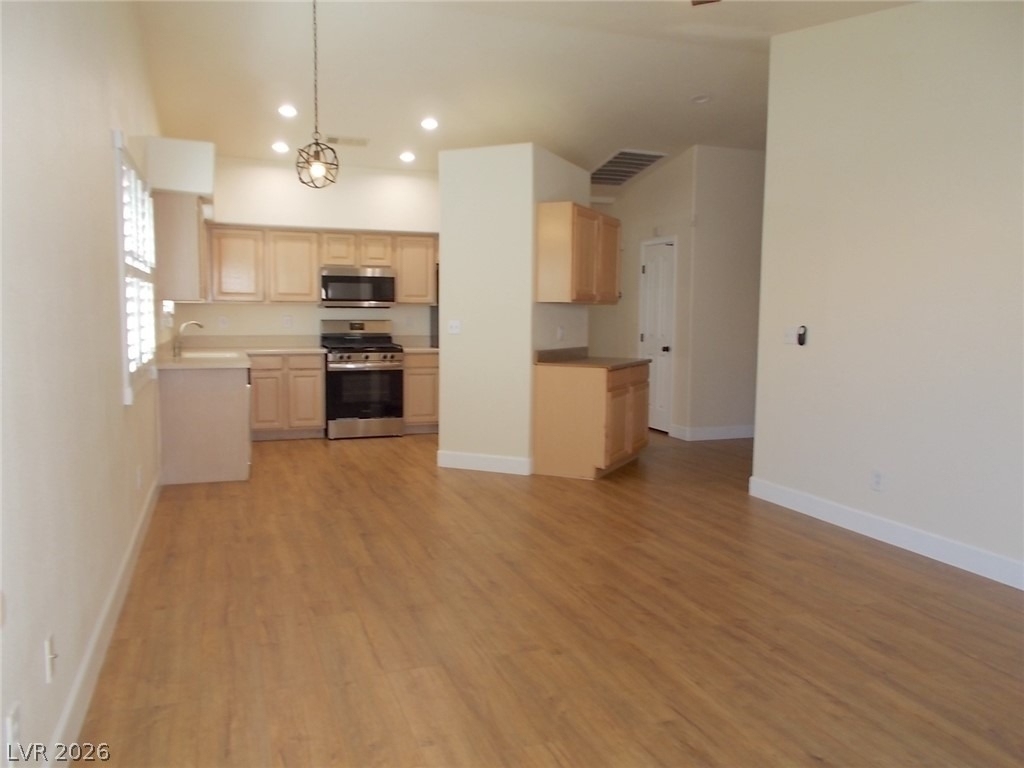 112 Golf Course Street - Photo 8