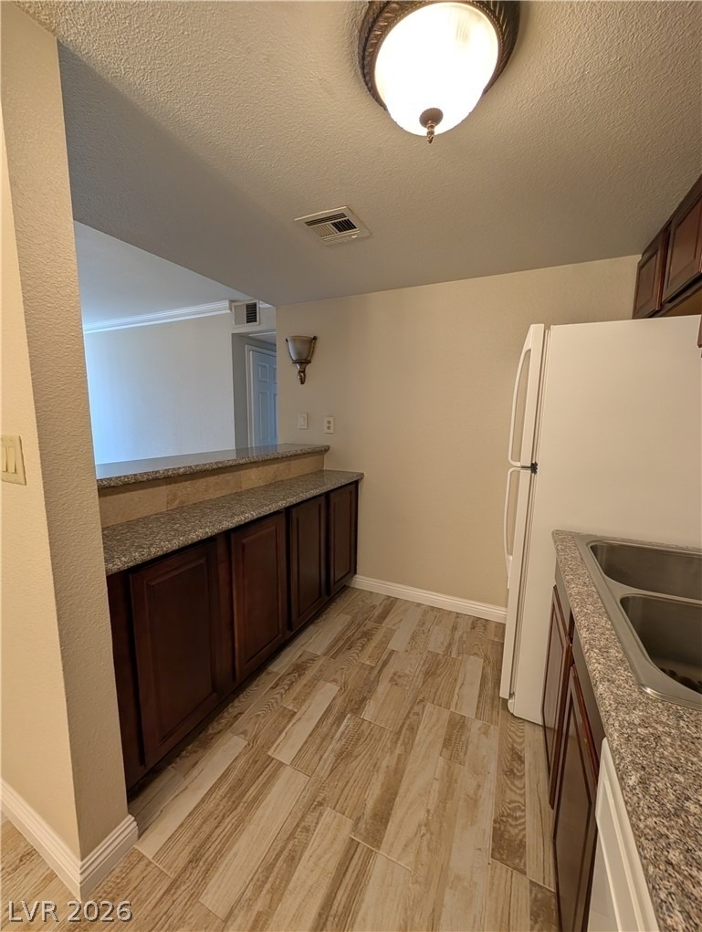 5041 River Glen Drive - Photo 6