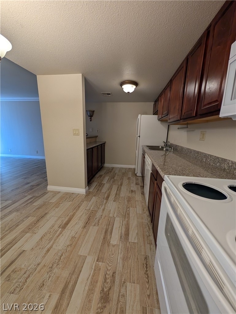 5041 River Glen Drive - Photo 5