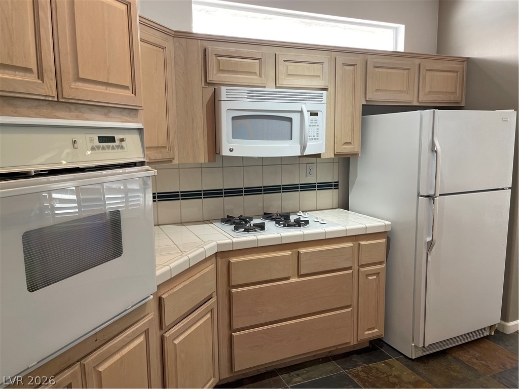 135 Wildhorn Court - Photo 8