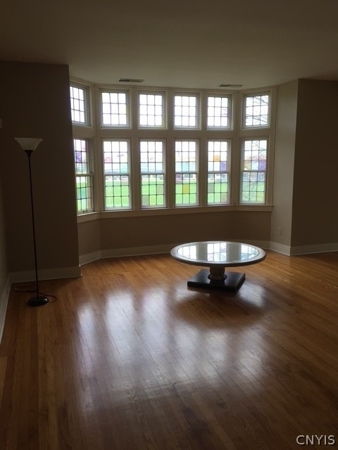 1618 James Street - Photo 7