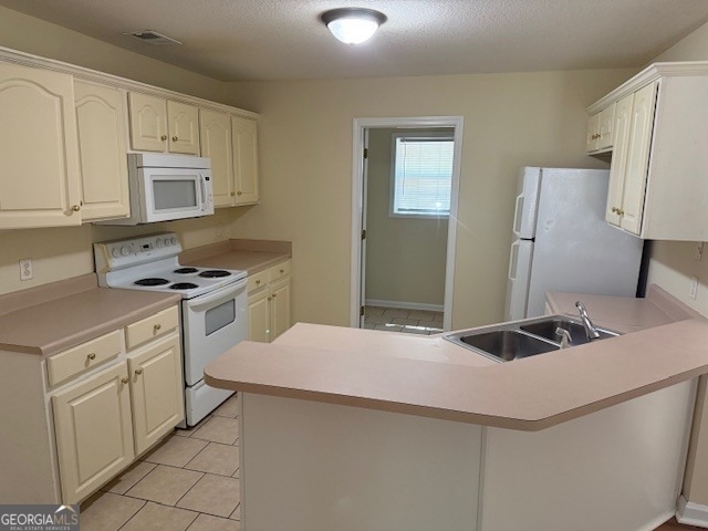 308 East Lee Street - Photo 4