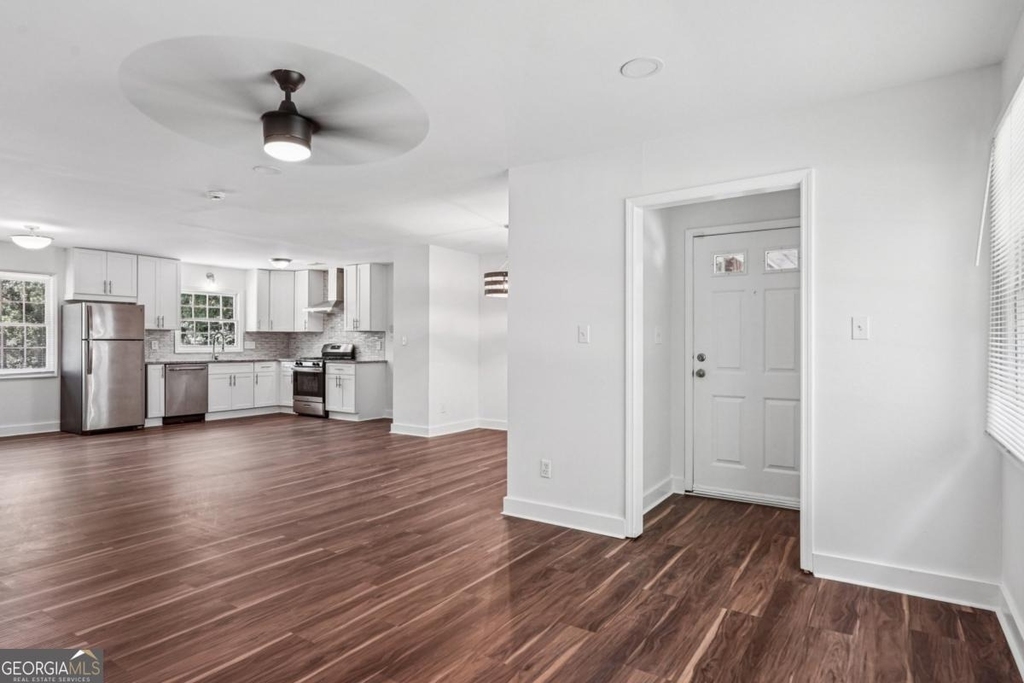 119 Kelso Drive Sw - Photo 3