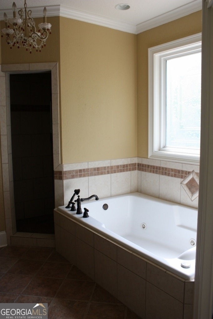 207 Lakeview Court - Photo 3