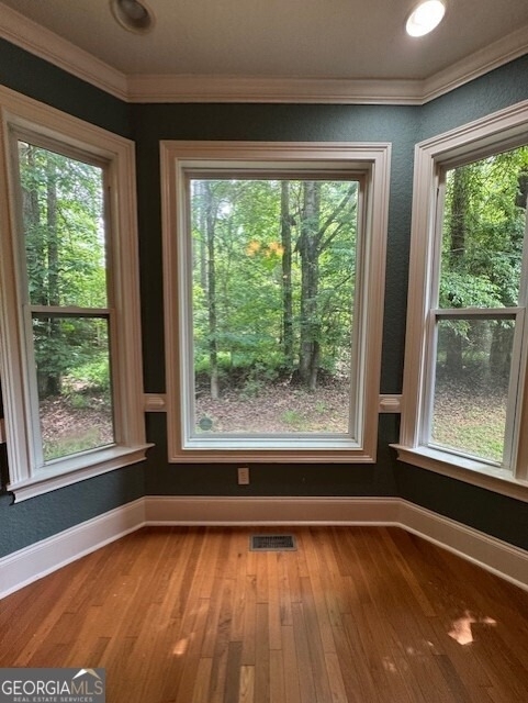207 Lakeview Court - Photo 11