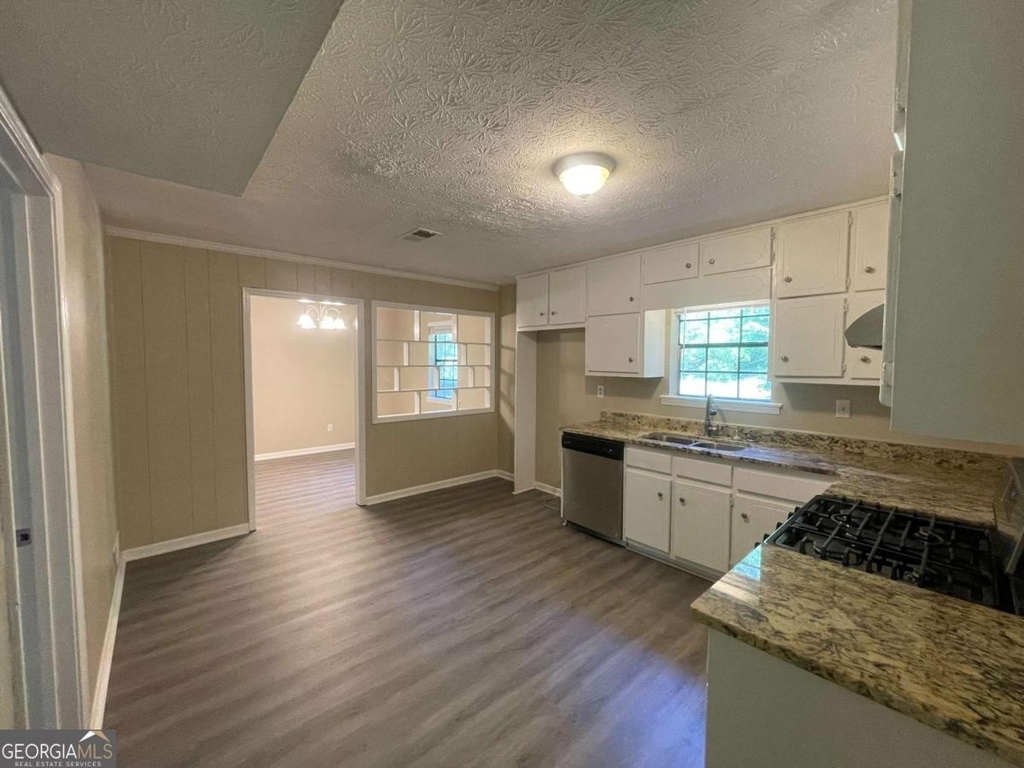 55 Huntridge Drive - Photo 6