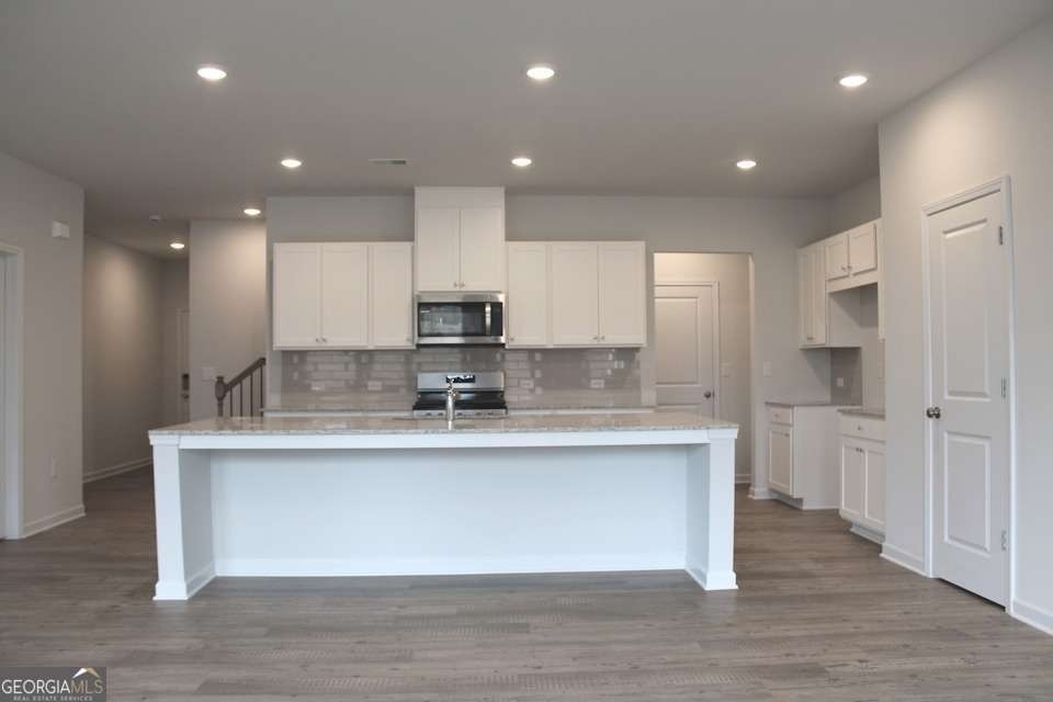 731 Point Place Drive - Photo 3