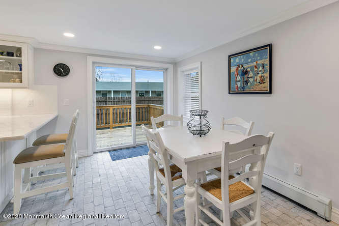 519 Saint Clair Avenue - Photo 9