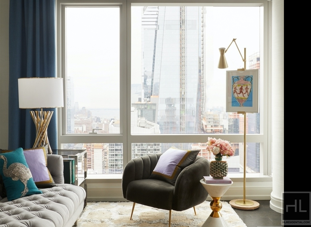 Tenth Avenue - Photo 5