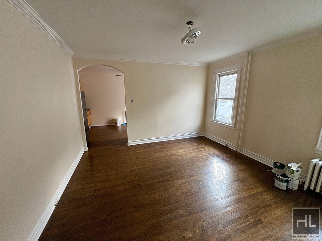 Baisley Avenue - Photo 2