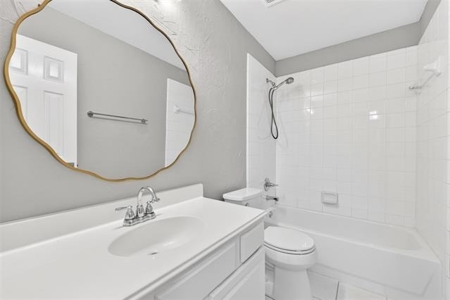 8104 Springmoss Drive - Photo 6