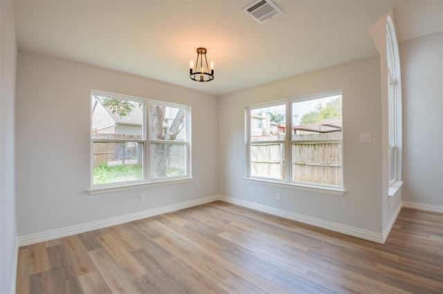 2318 Bennington Drive - Photo 5