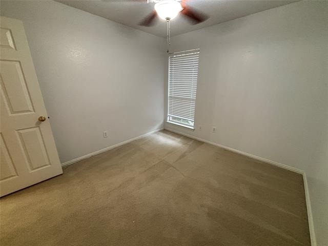 2921 Meadow Glen Drive - Photo 6
