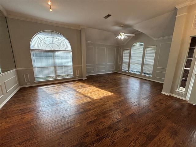 2921 Meadow Glen Drive - Photo 5