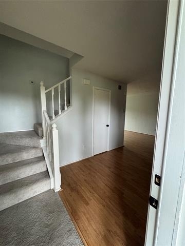 323 Towne House Lane - Photo 2