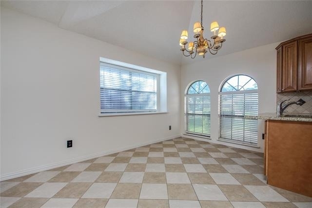 4633 Centenary Drive - Photo 9
